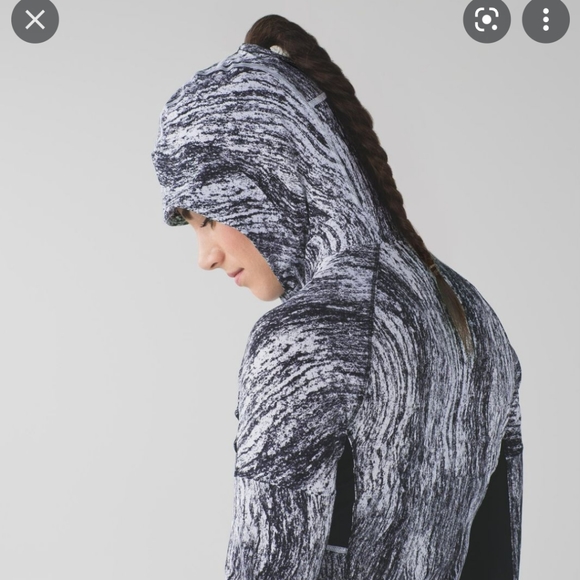 Lululemon pullover w hood - Picture 2 of 4